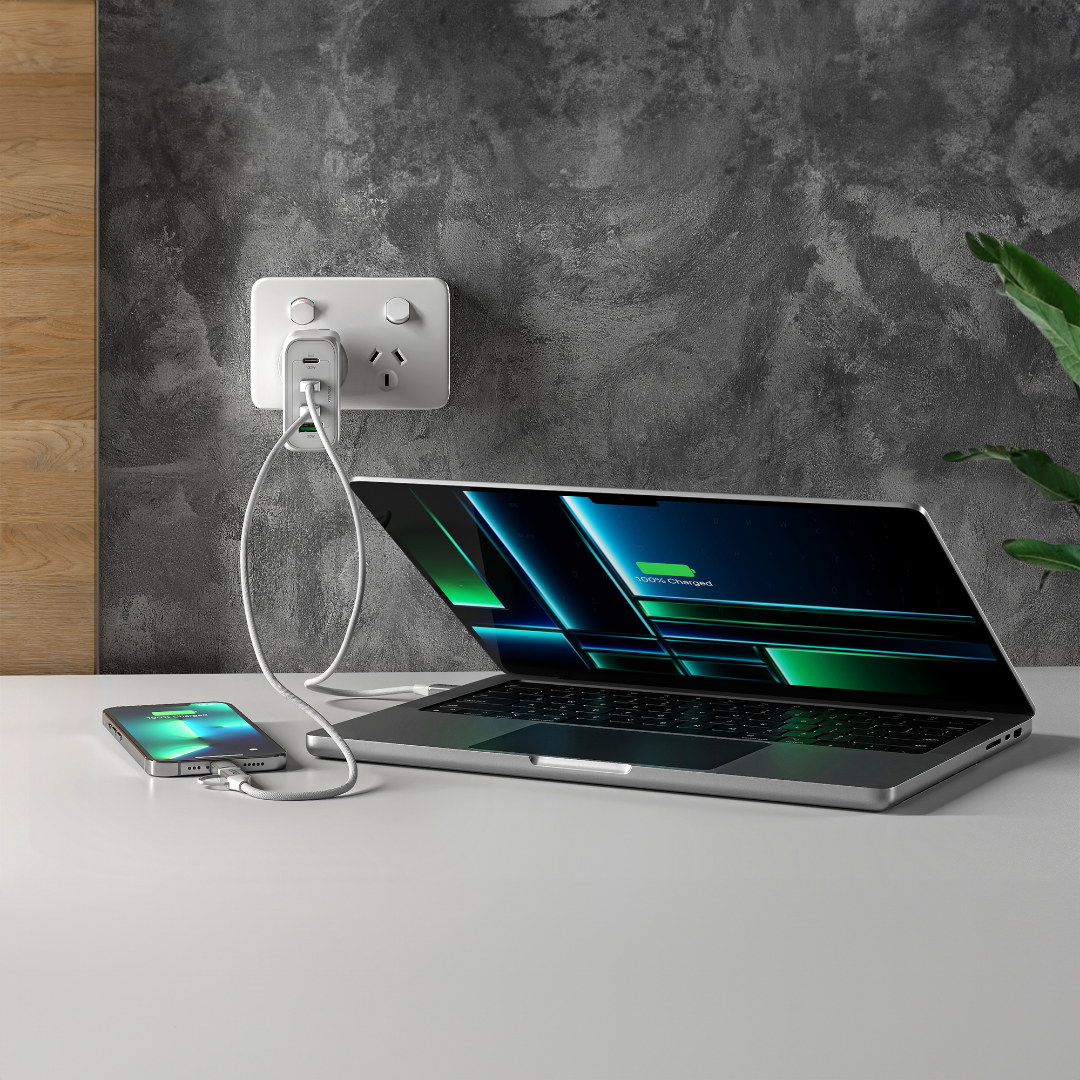 PowerOne - Universal Charging Kit